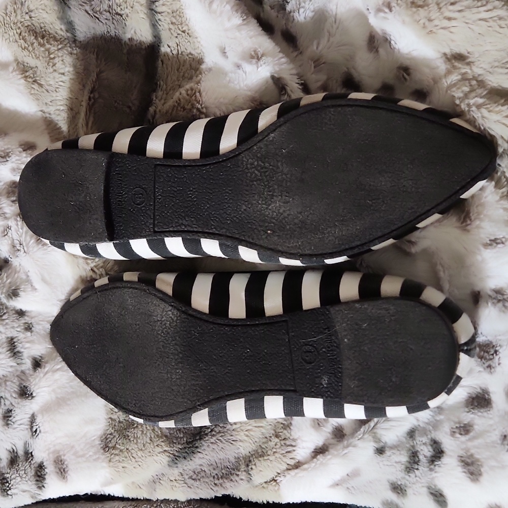 Ballet Flats - Picture 7 of 9